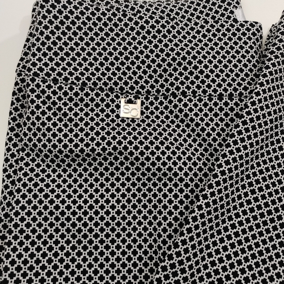 S.C.&CO. Black and White Pants Size 10 - Picture 4 of 6